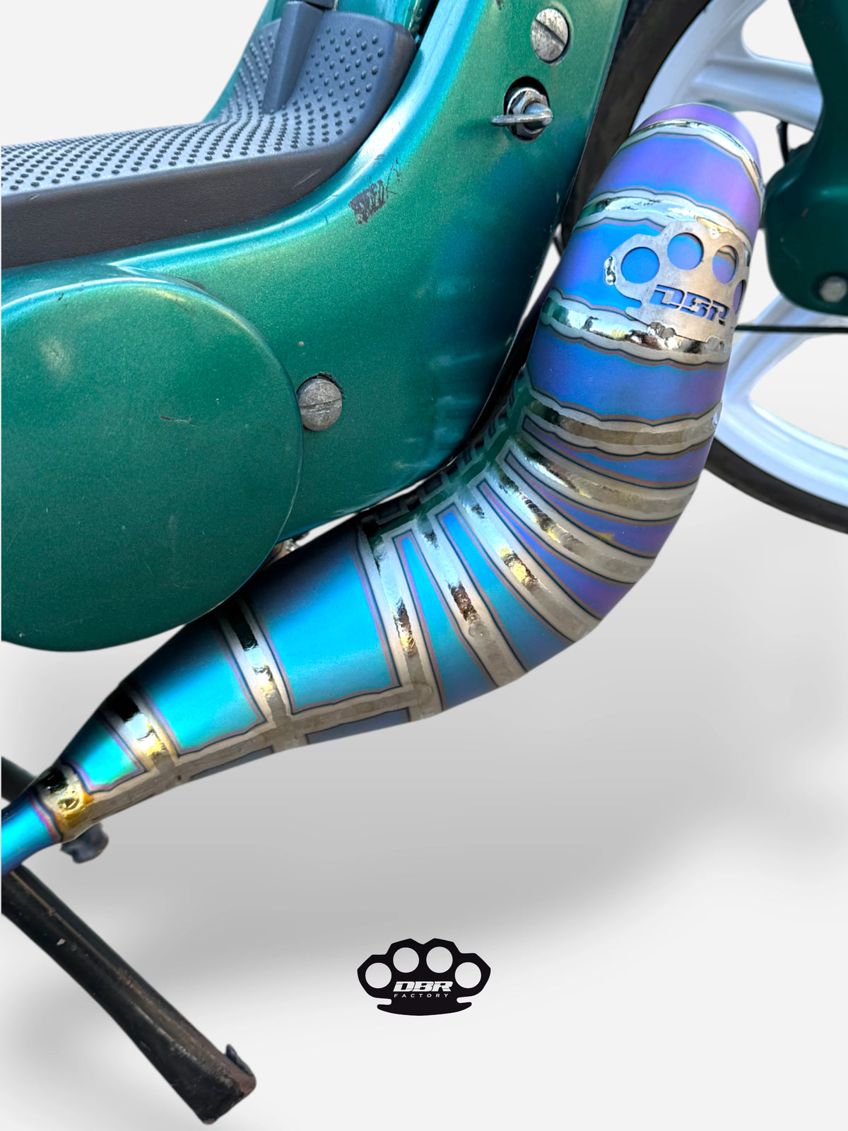 DBR Titan Wyvern Auspuff Multicolor - Vespa und Gilera