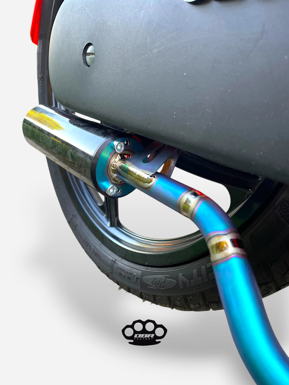 DBR Titan Wyvern Auspuff Multicolor - Vespa und Gilera