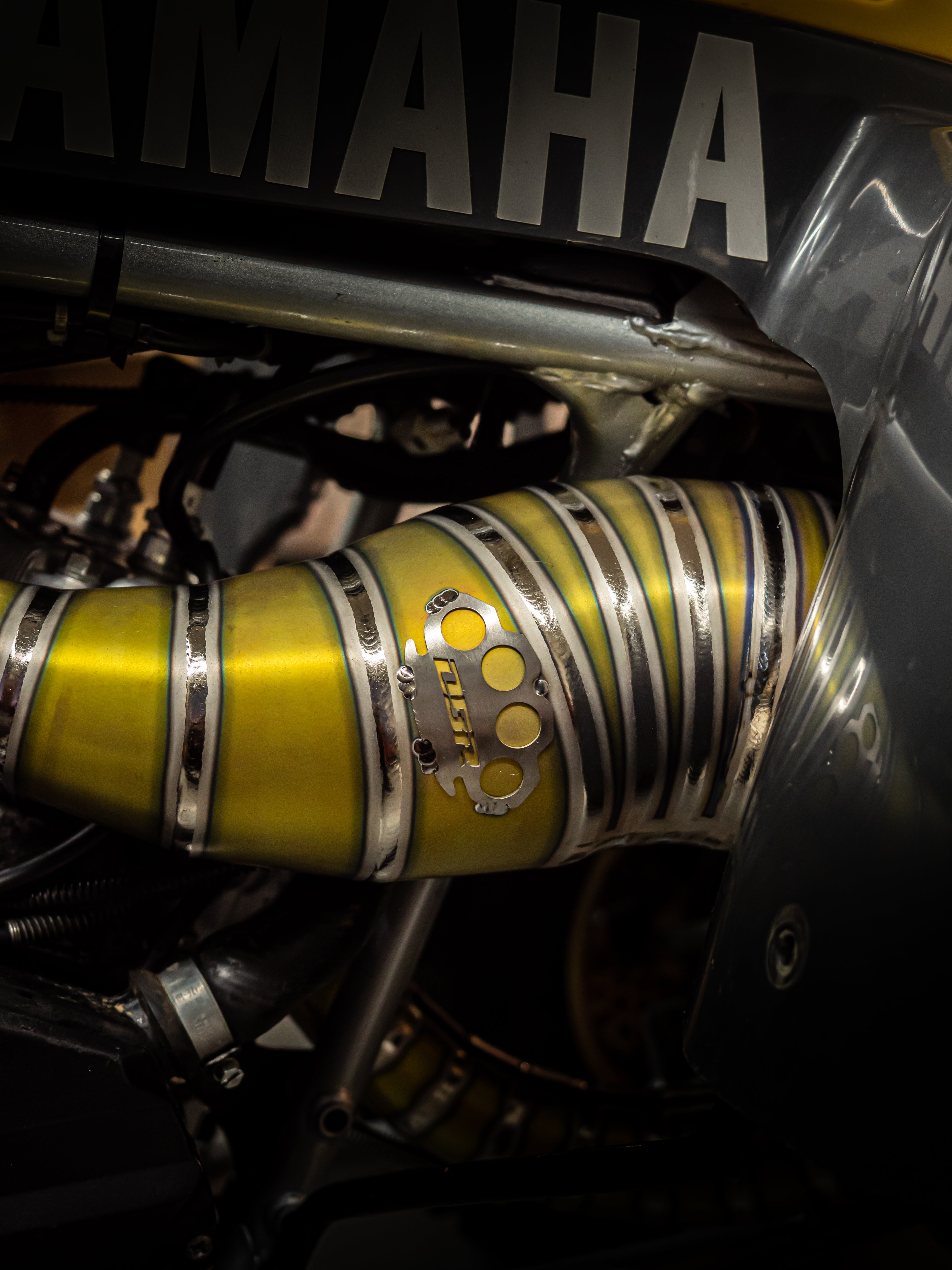 DBR Komplett-Auspuff aus Titan für YAMAHA BANSHEE 350CC ATV 1988–2009