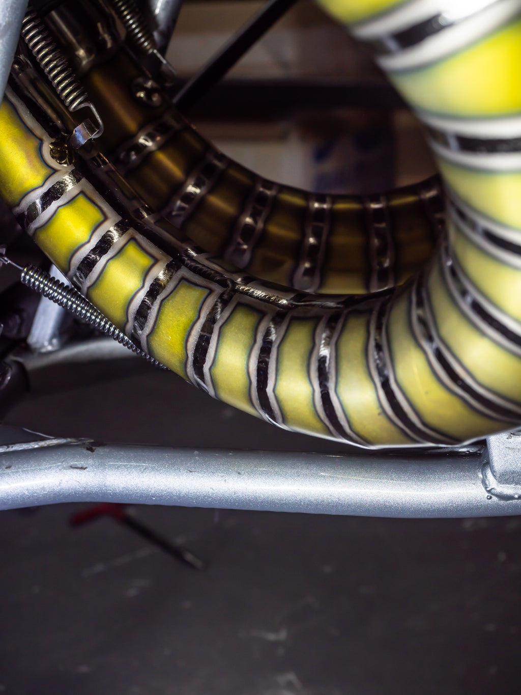 DBR Komplett-Auspuff aus Titan für YAMAHA BANSHEE 350CC ATV 1988–2009